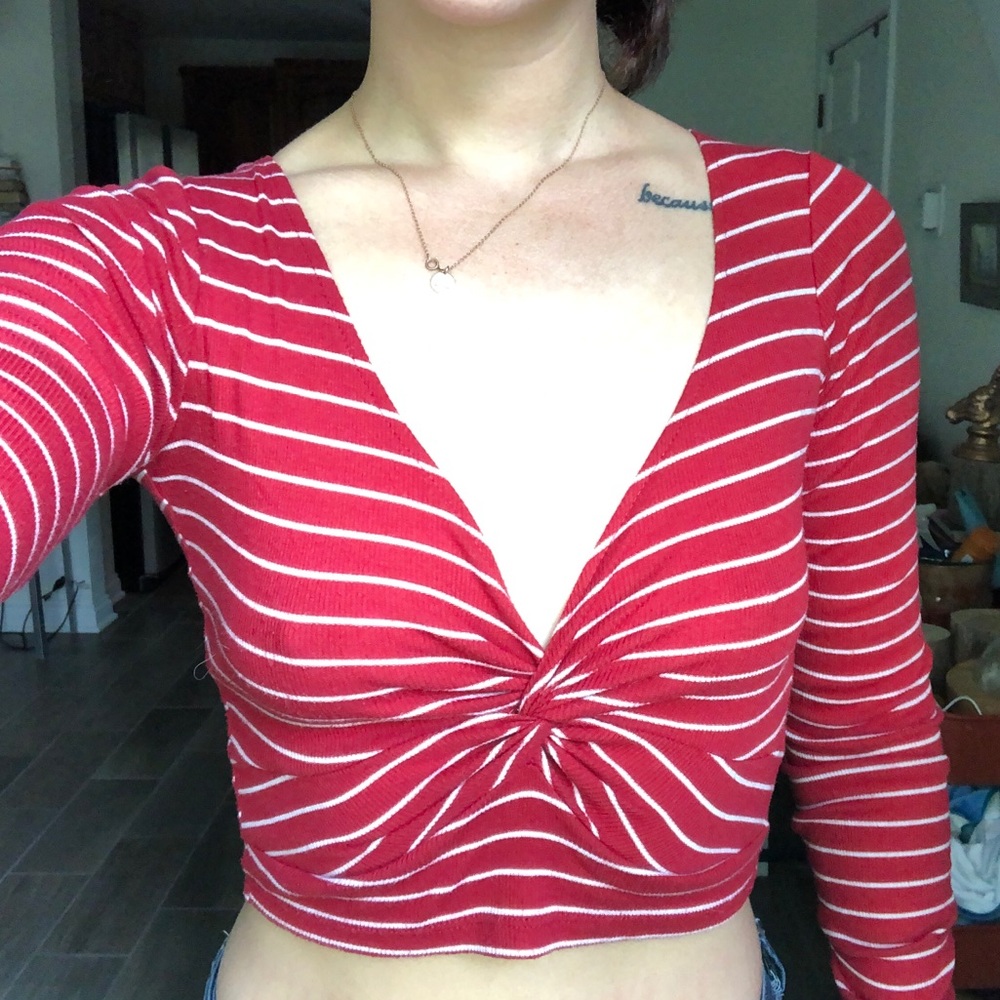FOREVER 21 Striped Long Sleeve Crop Top